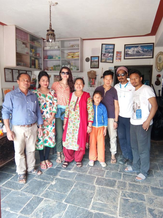 Shrestha Hotel & Restaurant Bandipur Bagian luar foto