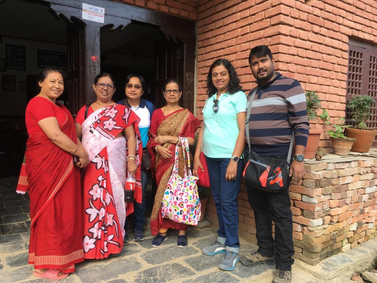 Shrestha Hotel & Restaurant Bandipur Bagian luar foto